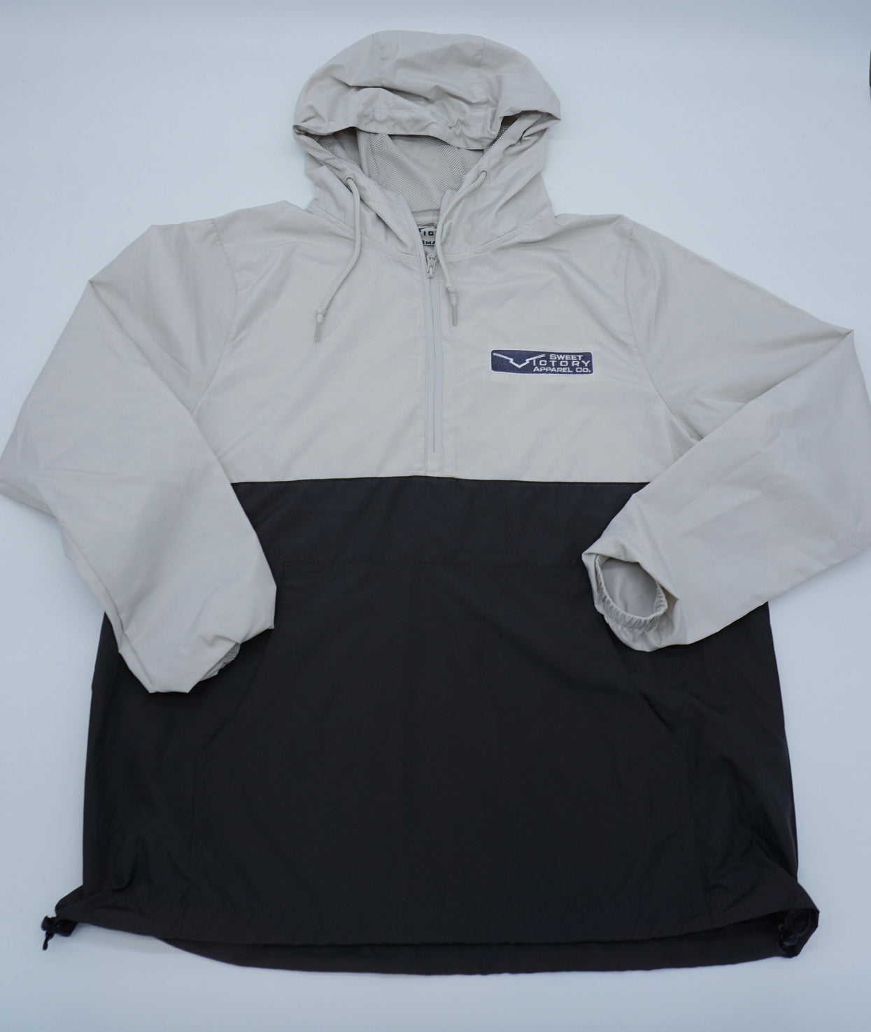 White half outlet zip windbreaker