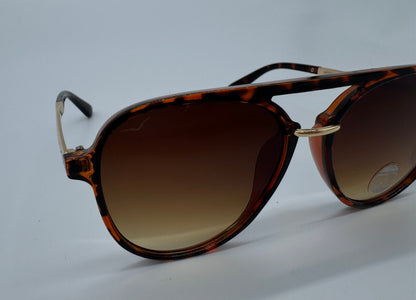 Tortoise/Gold Classic Sunglasses