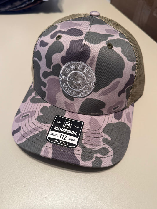 Marsh Camo Circle Logo Richardson 112